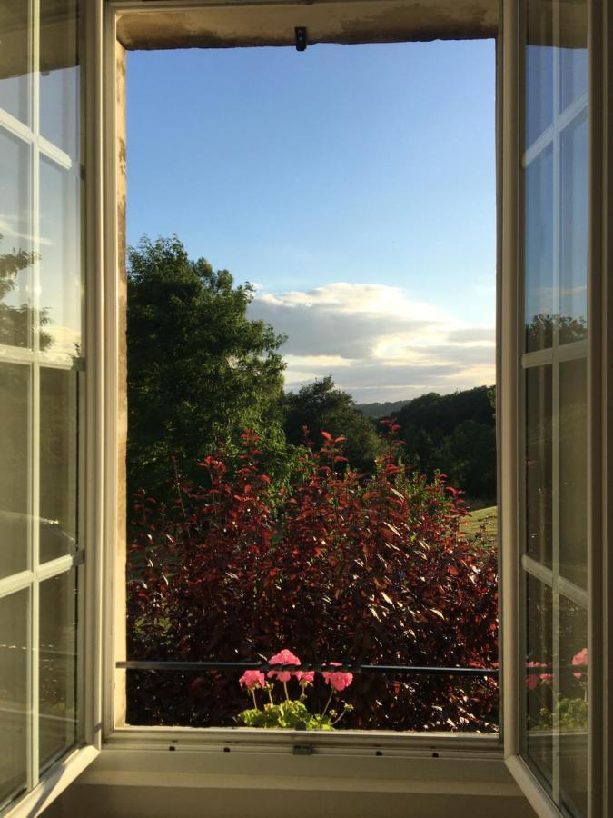 Bed and Breakfast Ancien Haras De La Tour Lamothe-Landerron Экстерьер фото