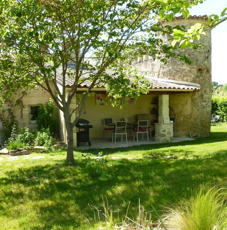 Bed and Breakfast Ancien Haras De La Tour Lamothe-Landerron Экстерьер фото